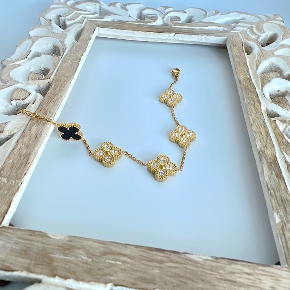 Black Petite Clover Double Sided Four Leaf Gold Filled Zircon Stone - Picture 4 of 8